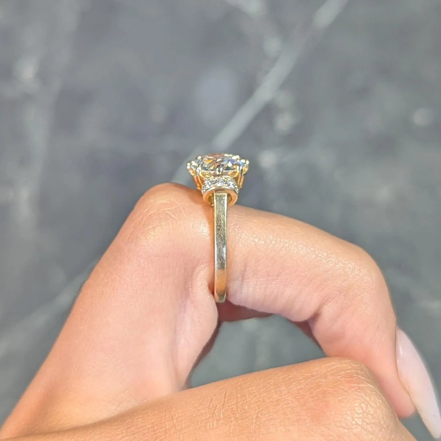Vintage 1.90 CTW Old European Cut Diamond 18 Karat Yellow Gold Engagement Ring GIA