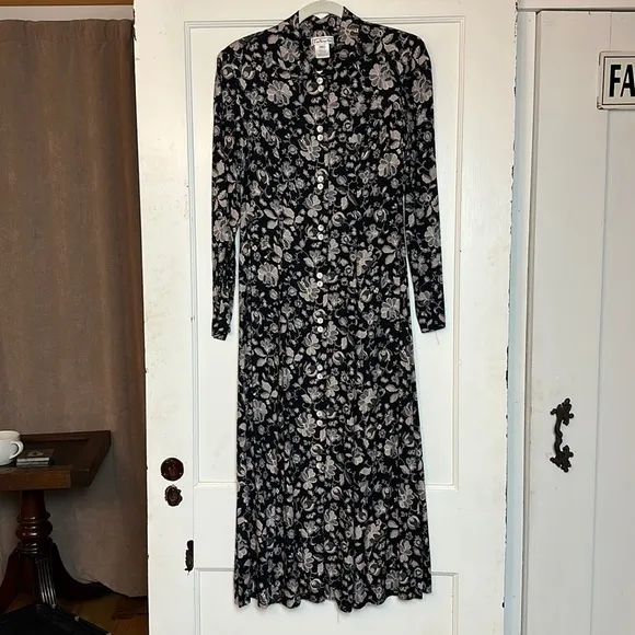 Vintage Talbots long sleeve button down maxi dress floral