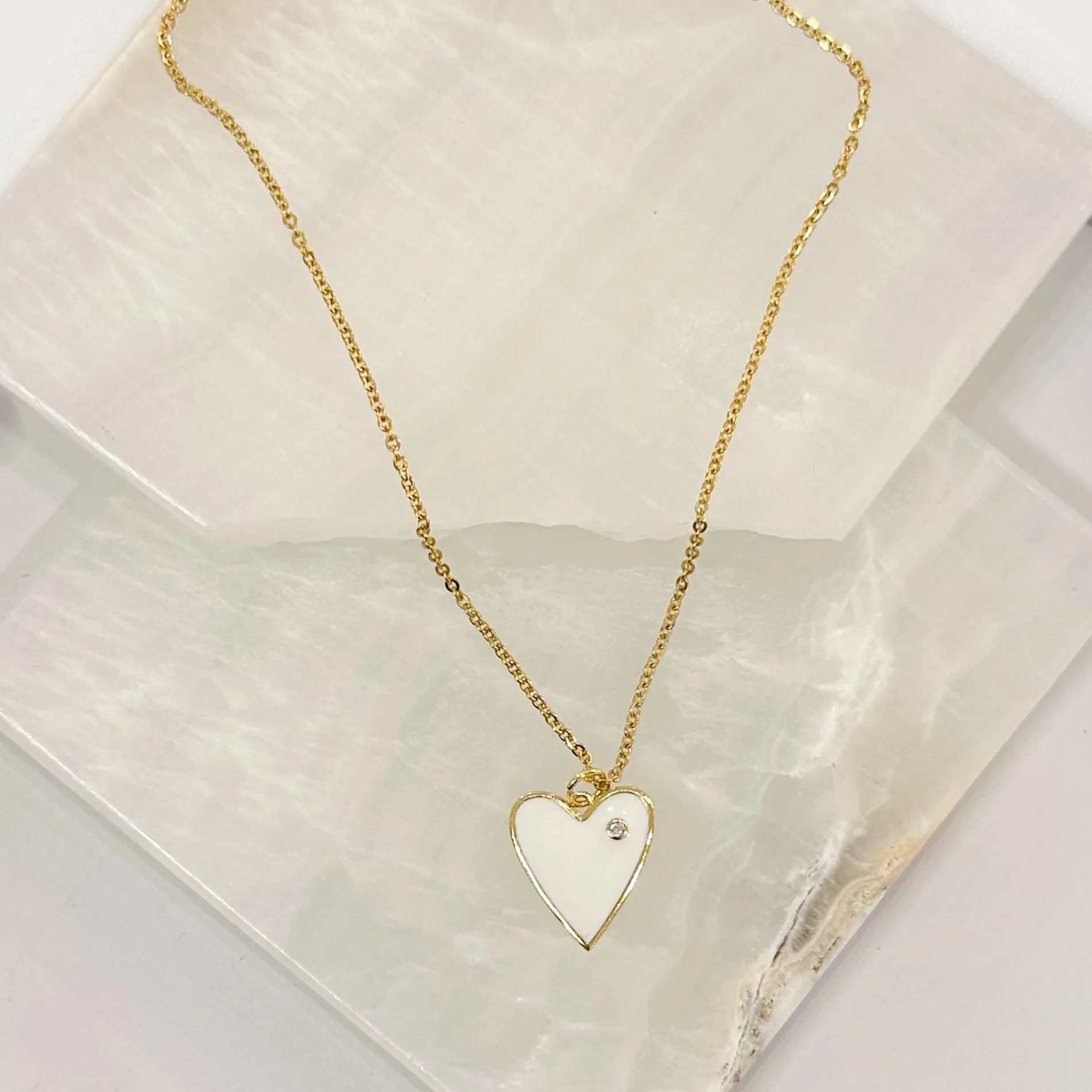 WHITE ENAMEL HEART STONE necklace