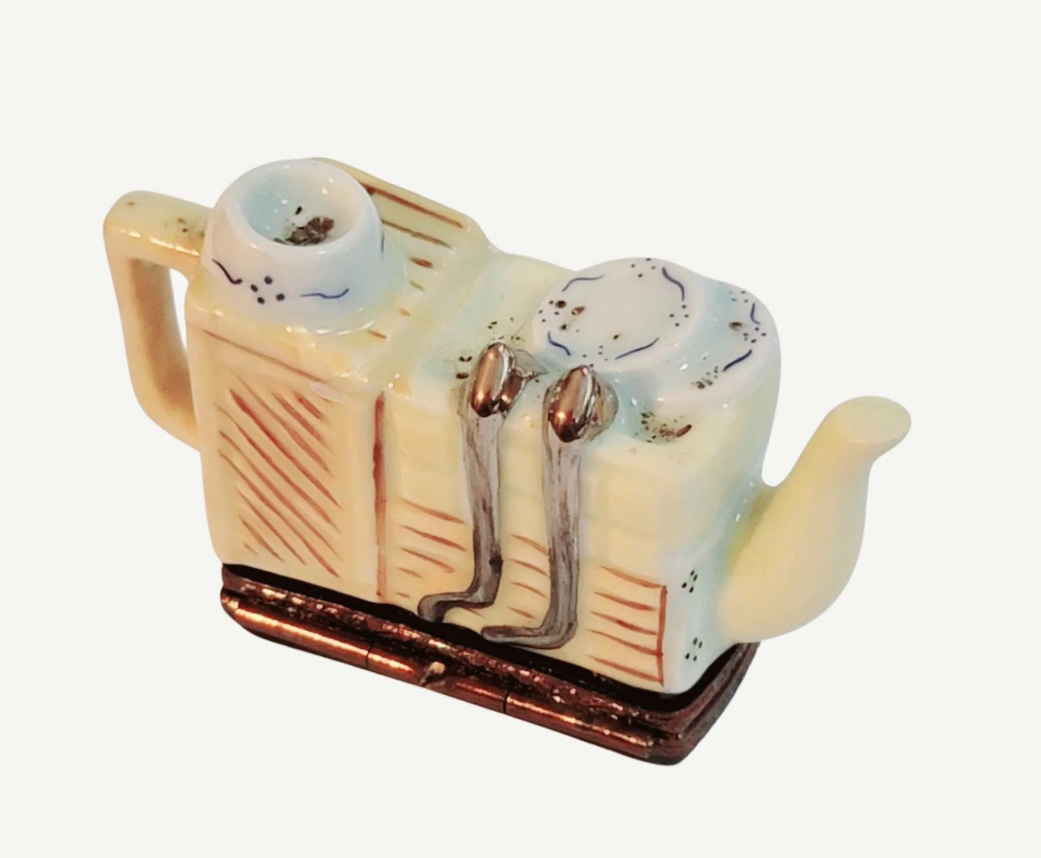 Yellow Kitchen Sink Teapot