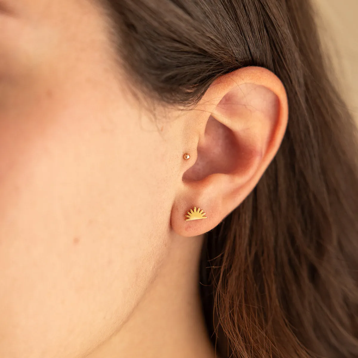 Yucca Plant Stud Earrings in Gold