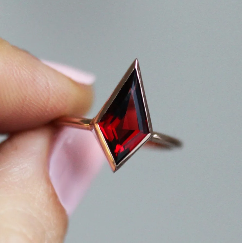 Zara Kite Garnet Ring